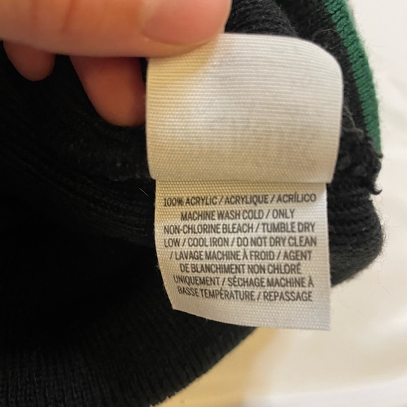 PINK by Victorias Secret beanie - Picture 4 of 4